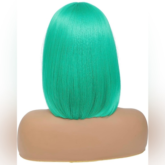 14” Green Straight Bob with Bangs Heat Resistant Synthetic Wig Cosplay Anime NEW - Picture 5 of 9